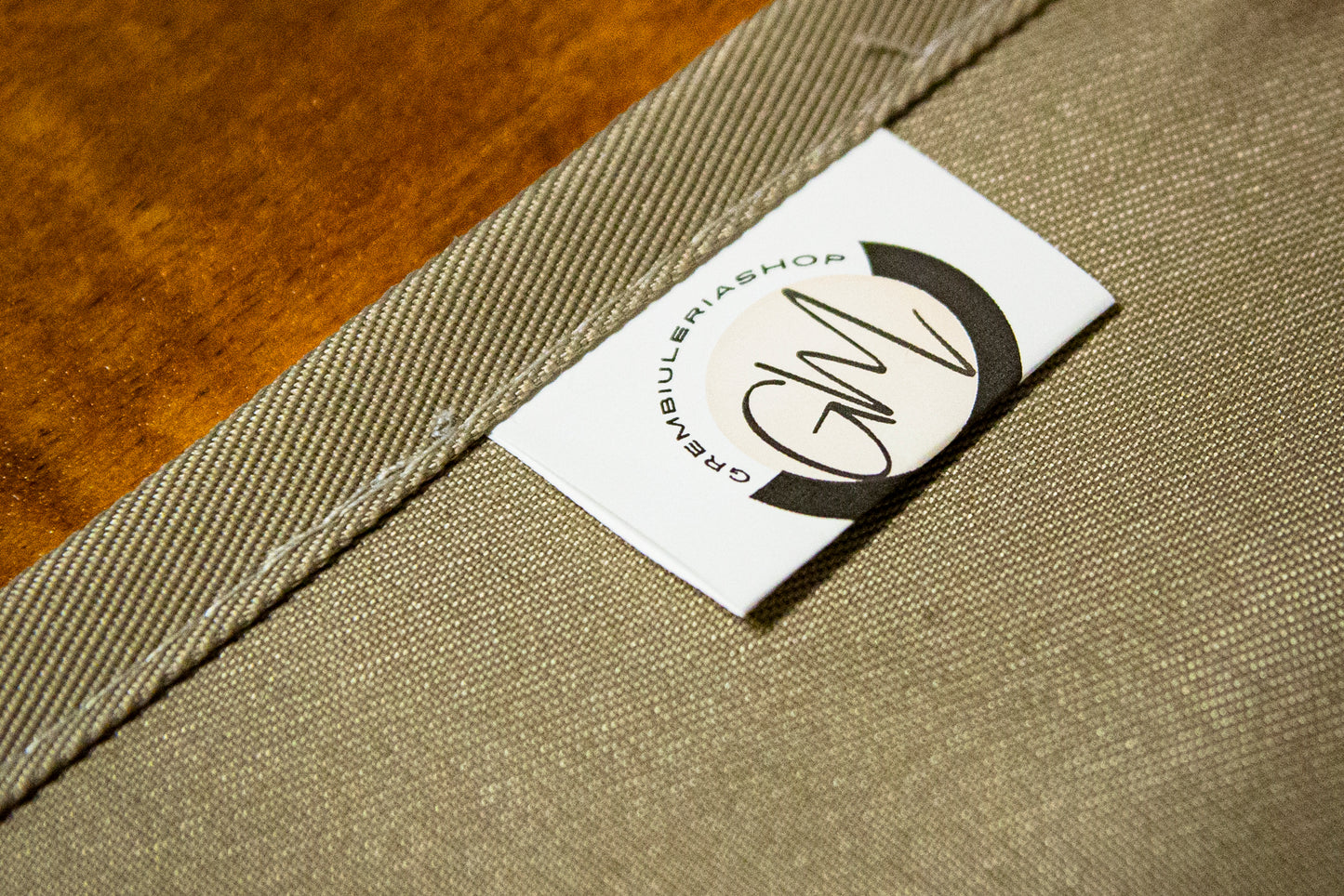 Grembiule tinta unita BEIGE E LOGO